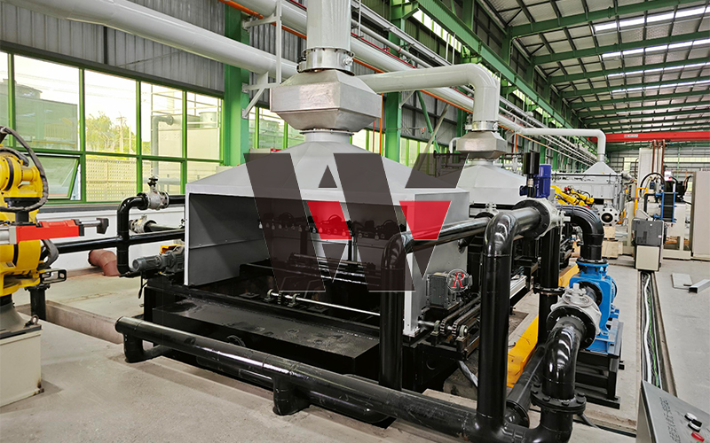 Línea de producción de tratamiento térmico de brazos guía